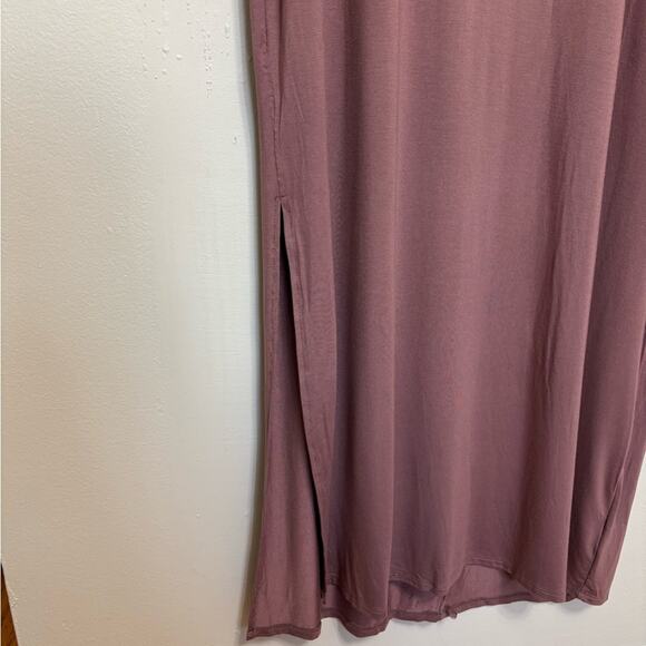 NWT Torrid Maxi Super Soft Scoop Neck Slit Dress in Rose Taupe - Size 1X - Picture 6 of 8